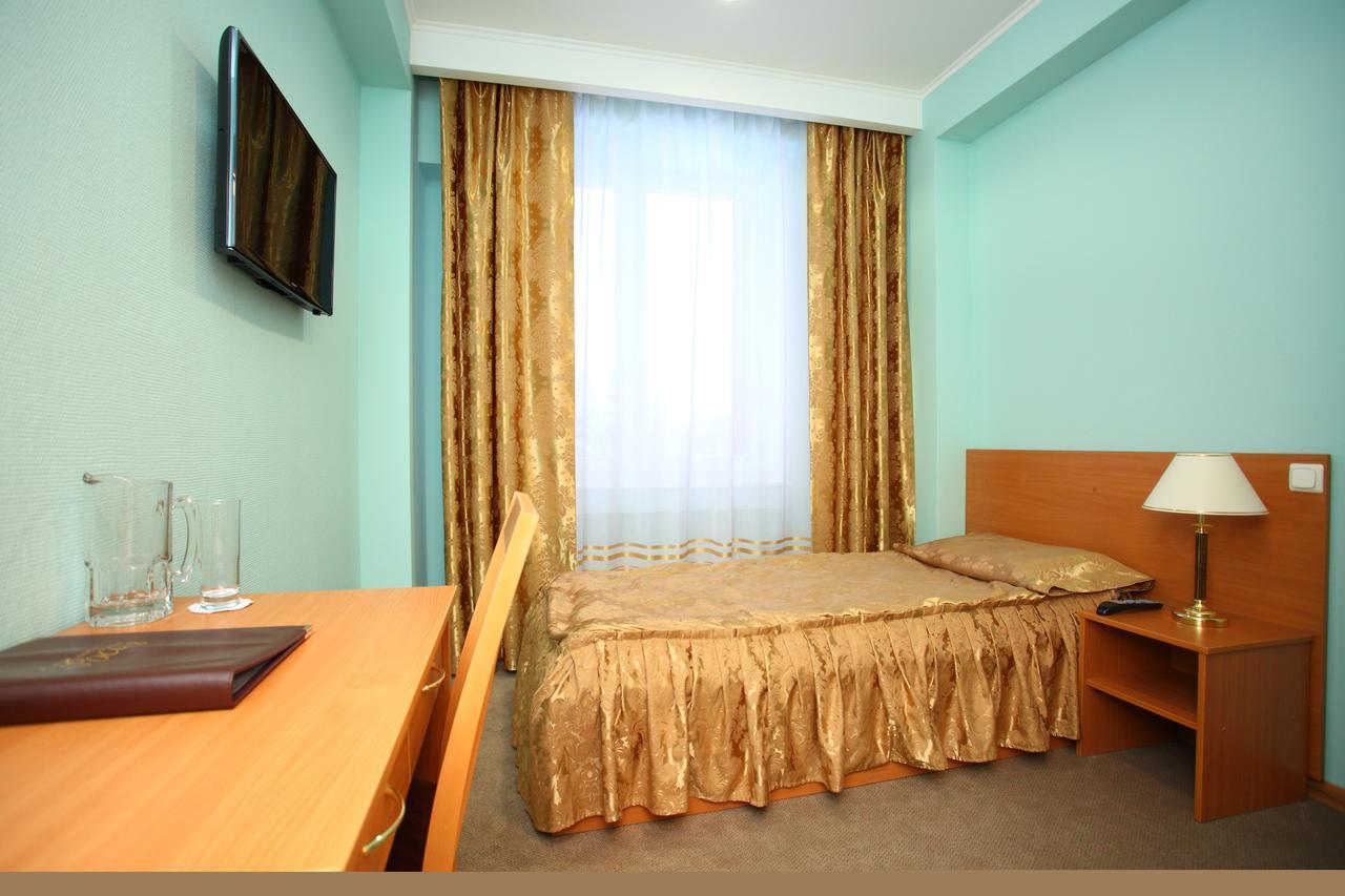 Hotel Rossiya Noyabrsk Habitación foto